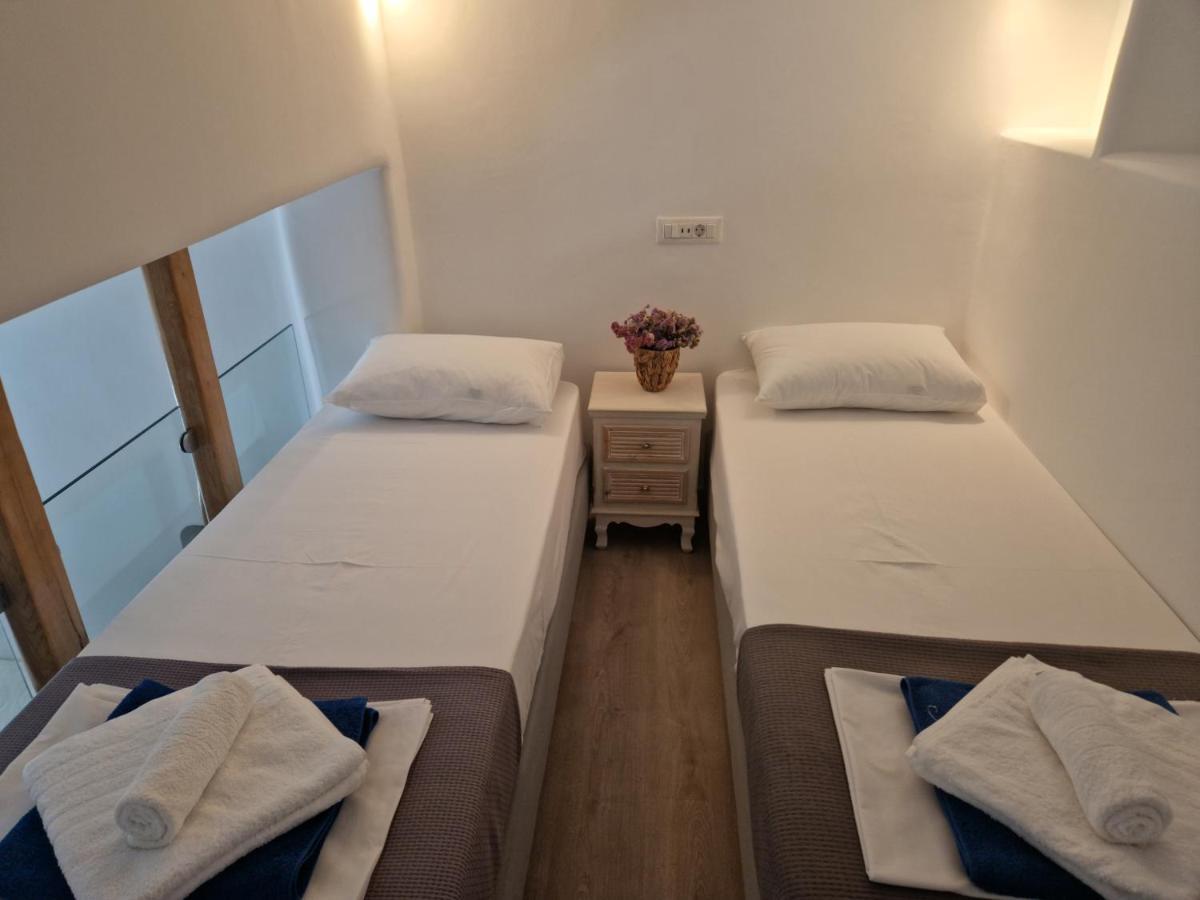 Empyreal Blue Apartments Mykonos Town エクステリア 写真